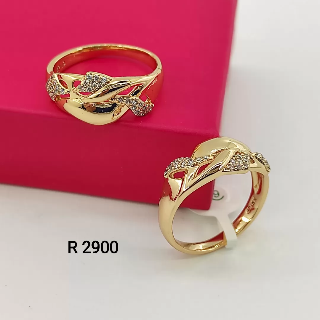 R 2900